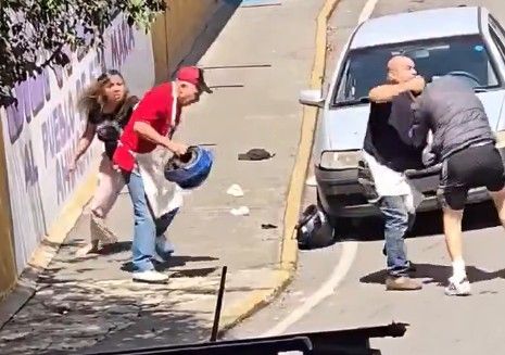 Man, Woman Get Into A Fight With Two Butchers In Mexico