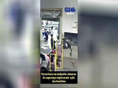 ONE DEAD AND 4 INJURED IN SHOOTING ATTACK