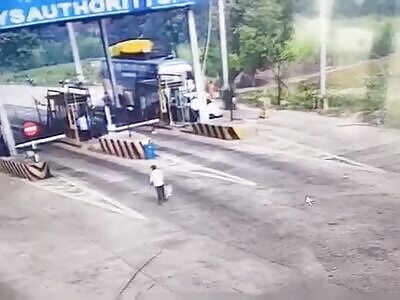  BUS RUNS OVER MOTORCYCLE AND KILLS TWO PEOPLE