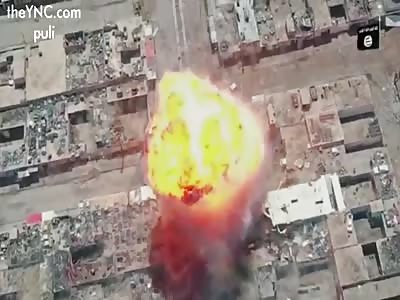 ISIS SVBIED blowing up tank in Western Mosul