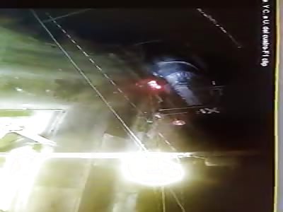 The vehicle is turned off on the train tracks so the woman tries to save her life with a fatal outcome