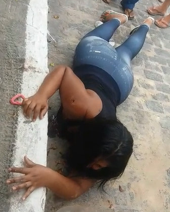 Chubby Girl Agonizes after Being Shots in the Chest