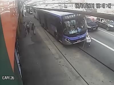 Elderly Lady in a Hurry is Crushed to Death by Bus 