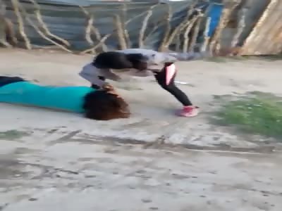 Two women fought over their drug supplier in Santiago del EsteroðŸ‡¦ðŸ‡·