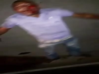 Brutal!!! Motorcyclist loses his life in accident . 