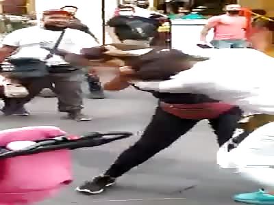 Mexico municipality inspector vs street vendor.