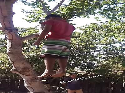 Man commits suicÃ­de