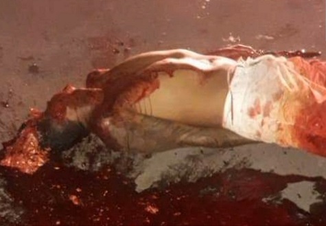 Full Gore. Man Gets his Head Busted. (Action & Aftermath)