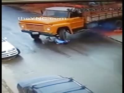 SHIT . MAN DIES CRUSHED 