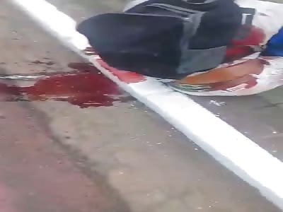 Exact moment that thief receives tremendous kick in the head ( Different angle).