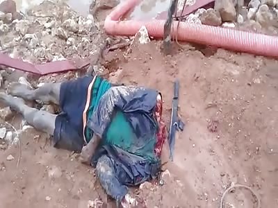 They find a man beheaded by a machete 