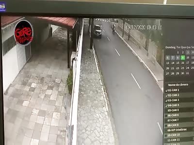CCTV. EXECUTION   (Man killed by hitmen) 