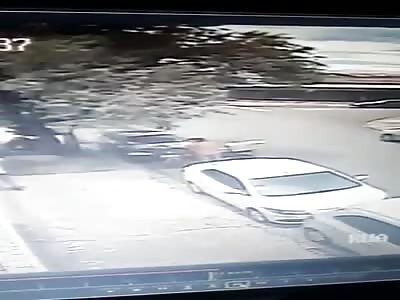 CCTV. EXECUTION   (Man killed by hitmen) 