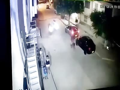 motorcyclist is killed by hitmen + (aftermath)