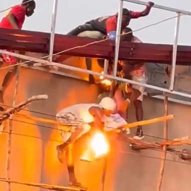 2 Masons Get Electrocuted By Electricity Wires While Working