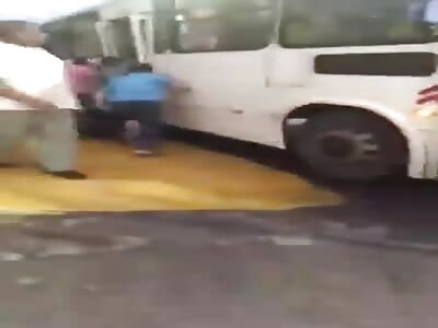 thief brutally beaten for stealing a cell phone 