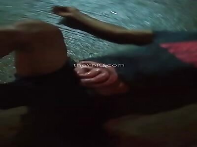 Thief is brutally beaten until his stomach burst