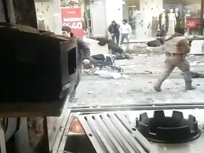 Attack in the center of Istanbul (another angle)