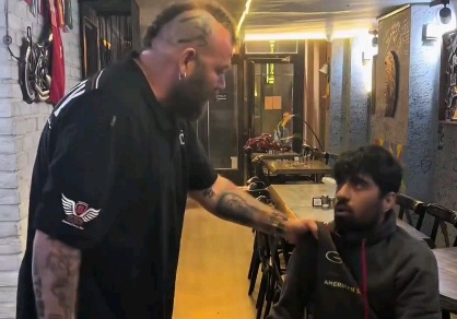 Iranian restaurant owner in Istanbul savagely punished worker 