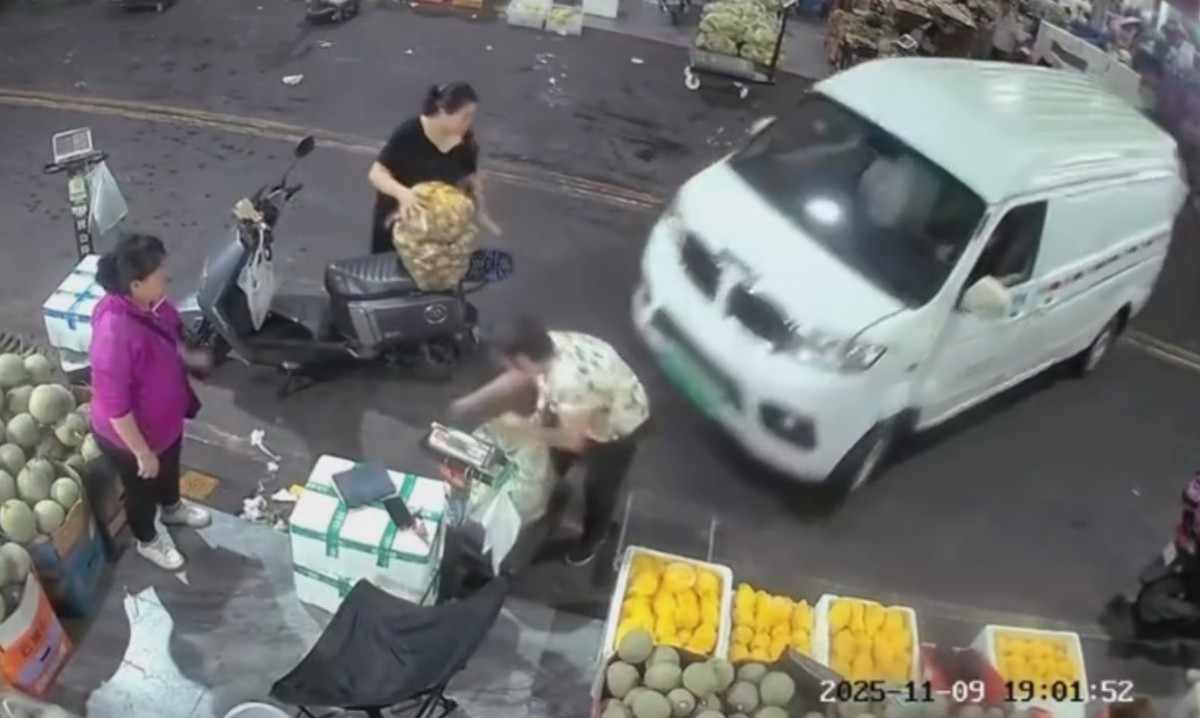 Vegetable Vendor Crushed To Death By Van