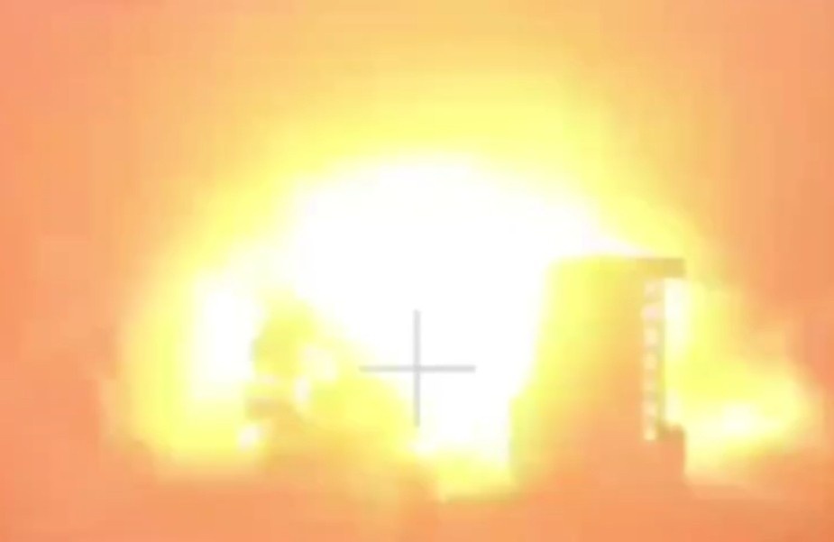 Ukrainian fortress destroyed by thermobaric bomb.
