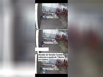 MAN SURVIVES AFTER FALLING FROM 7 METERS HIGH