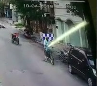 Final destination type accident on mopeds