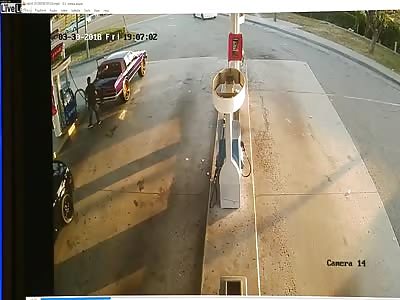 Video captures robbery and shoot out at a gas station 