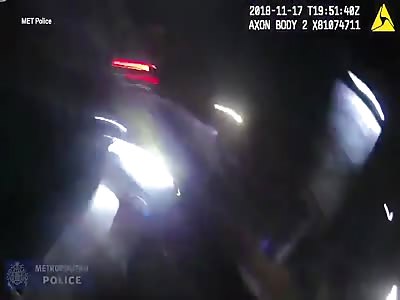 Police Woman Gets Kicked In The Head By Unruly Suspects