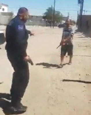 Knife Vs Gun Guess Which One Wins?