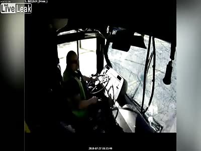 Crash  betwee two Metro buses