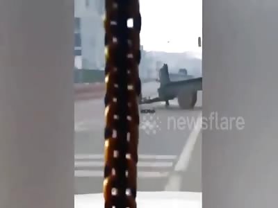 The tractor suddenly lost control, the driver pursued the circle