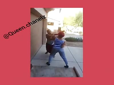 Gypsy Girls fighting 