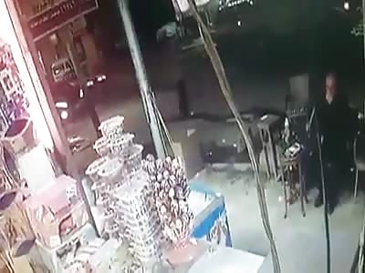 crazy man cuts neck of a man in egypt