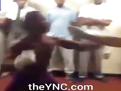 How they Settle Disputes in Jail..Little black spank mma fighter in jail in england