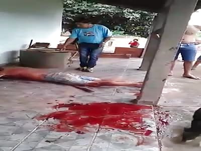 Man all shot waiting for help and your dog licks his blood