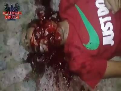 Man all shot waiting for help and agonizing