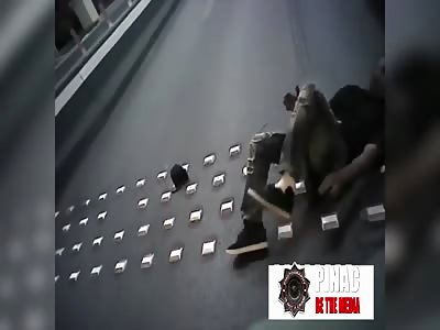 Las Vegas Police Tased then Choke a Suspect to Death for simply running away from him.