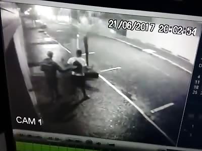 Cop killing thief