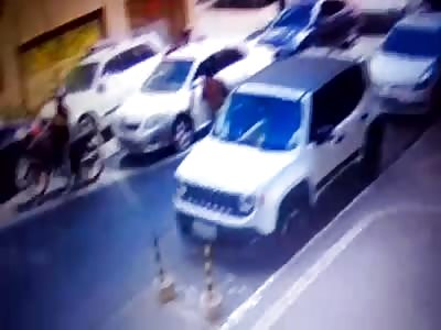 boyfriend shoots woman and she is in serious condition in hospital