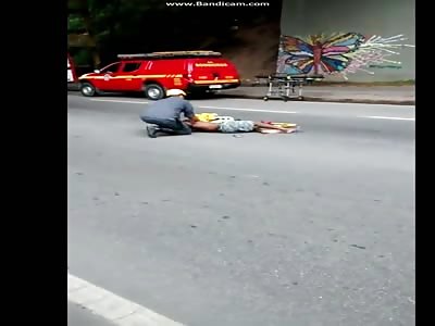 Live suicide + AFTERMATH - Depressed man jump from a bridge (Other Angle)