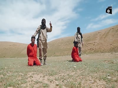 New BRUTAL Machine Gun Execution from ISIS (Full Video)