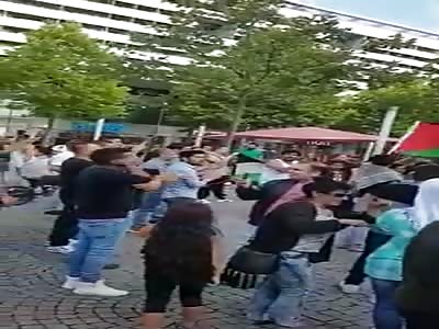 On 29.07.2017 between 18 and 19 clock in Dresden on the Prague street!