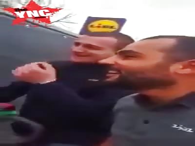 Gypsy thieves put in a cage in italy