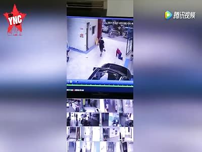 Sichuan FAW Toyota Motor kills one when the breaks stopped working 