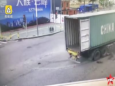 man sees his friend get crushed under a truck