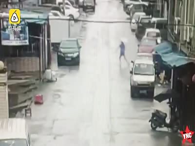 woman dead when man lets his 5 year old drive his car