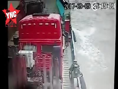 woman Commits Suicide by jumping into the river