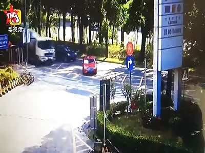 he was nearly crushed in  Guangdong