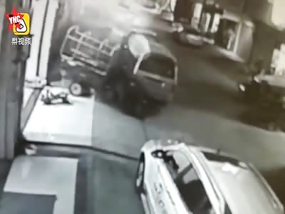  4-year-old girl died when a vehicle reversing crushed her in Guangdong